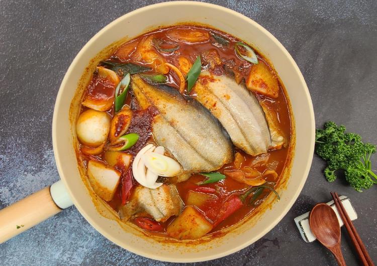 가자미조림 황금레시피, 비린내 없이 뼈까지 부드러워지는 비밀