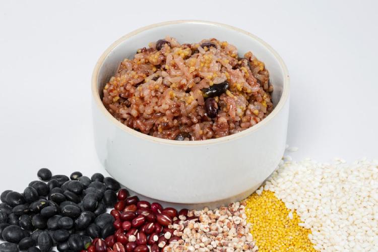 잡곡밥 종류, 저속노화로 뱃살 싹! 2026 히트 조합