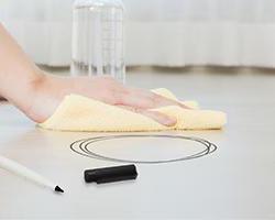 네임펜 지우는 방법, 1년 된 고착 자국도 5분 만에 싹!